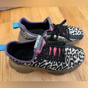 Steve Madden MAXIMA Cheetah Sneakers Sz 5 EUC